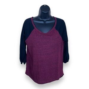 SMALL DIVIDED BURGUNDY BLACK BASEBALL TEE CASUAL STRETCH